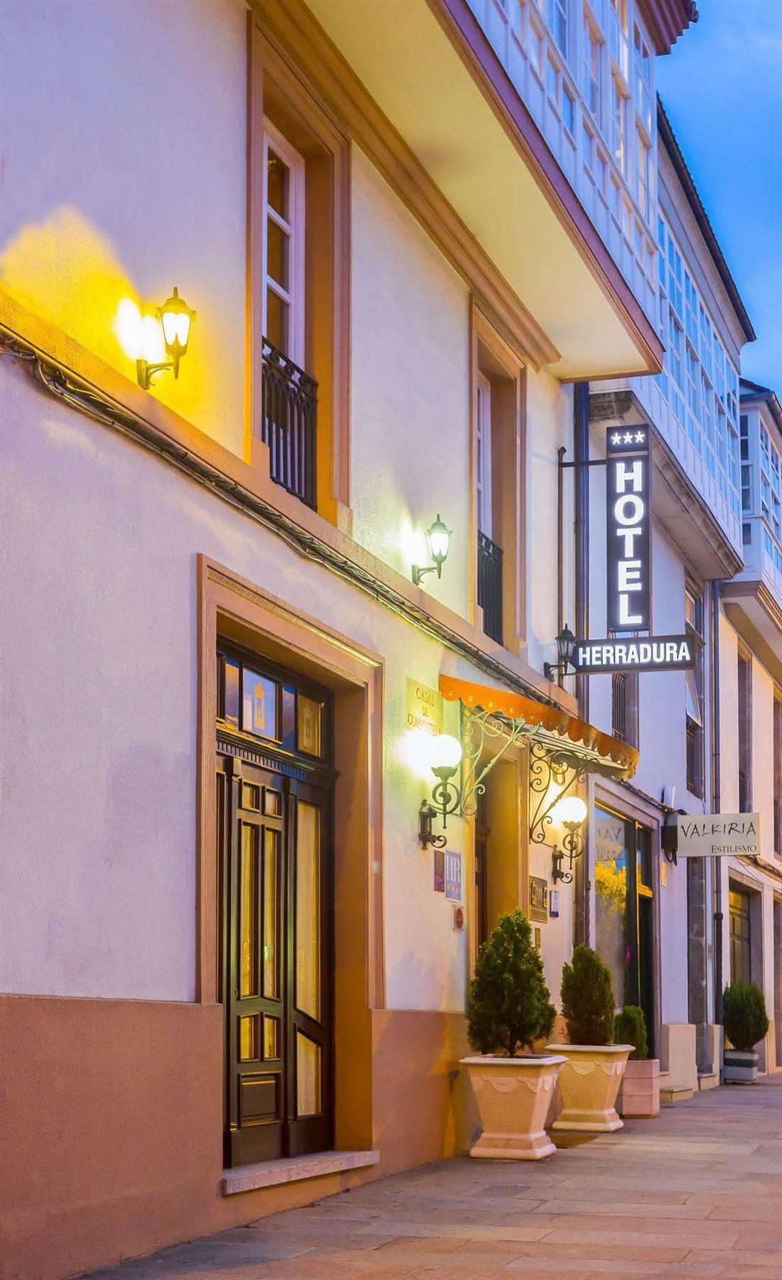 Hotel Herradura Сантяго де Компостела Екстериор снимка